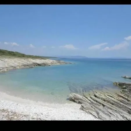 Apartment In With Sea View And Pool