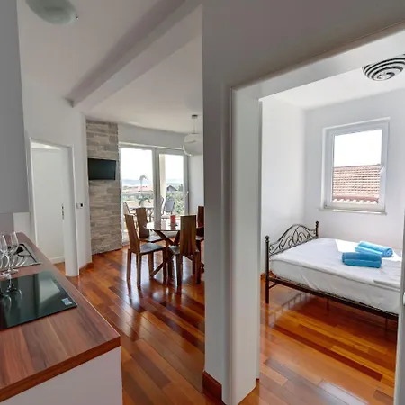 Apartment In With Sea View And Pool *