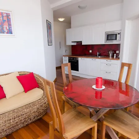 In With Sea View And Pool