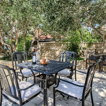 In With Sea View And Pool Apartment *