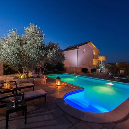 In With Sea View And Pool Apartment *