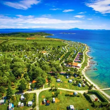 Apartamento In With Sea View And Pool Murter